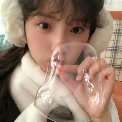 青年的椅子